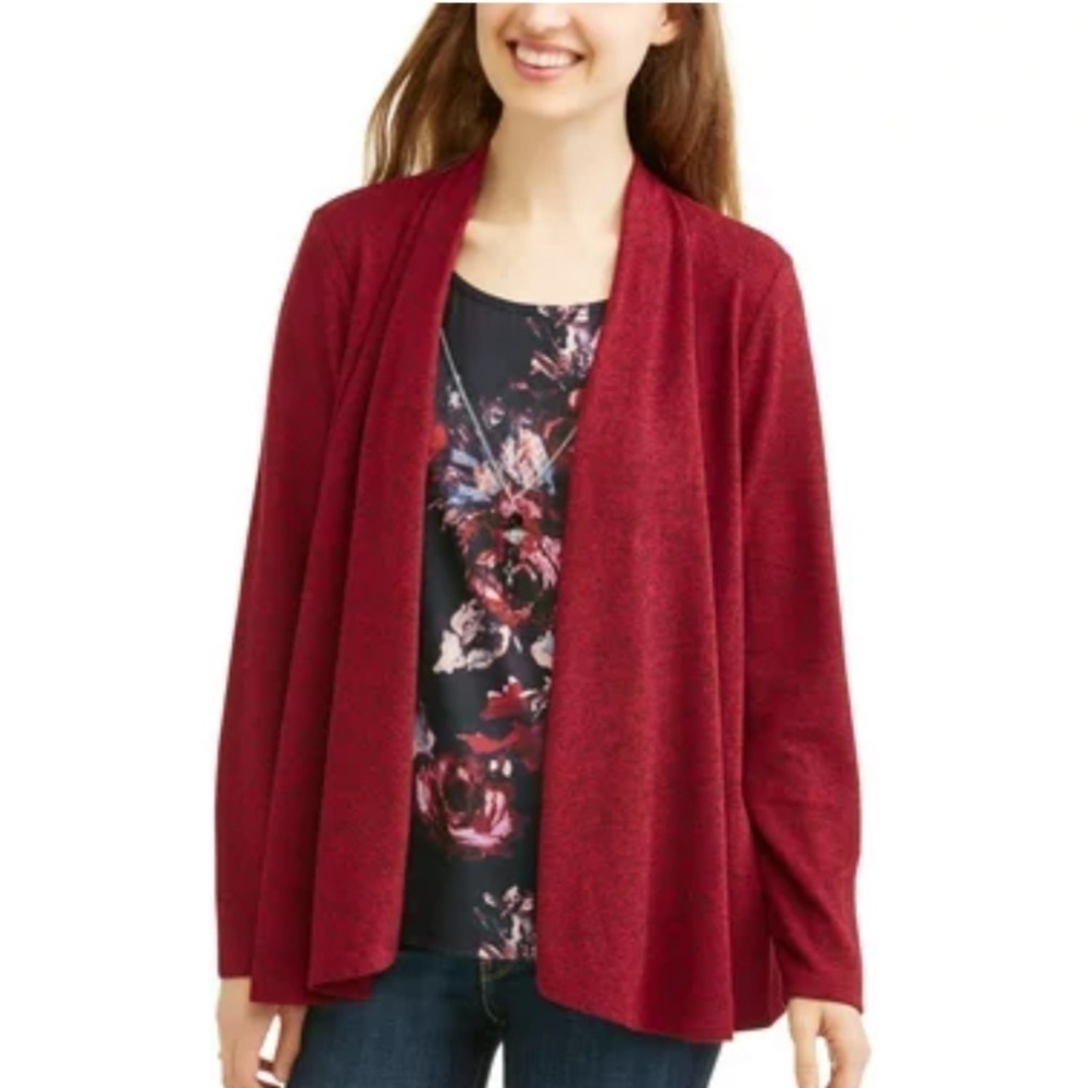 White Stag Cardigan Top Necklace Set Medium